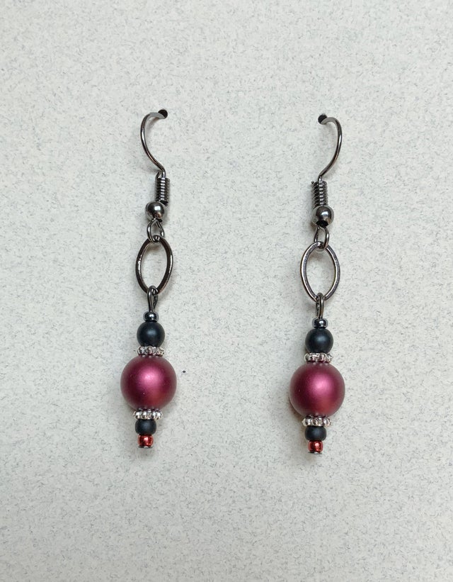 Cranberry pearl earrings hot sale